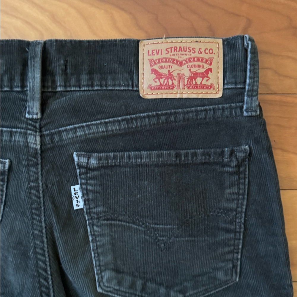 Levi’s 710 Super Skinny Corduroy Jeans 👖